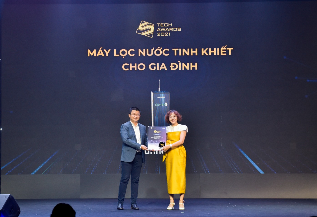 Sunhouse nhận giải Thương hiệu Máy lọc nước tinh khiết cho gia đình tại Tech Awards 2021. Ảnh: