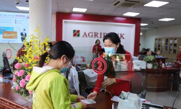 Agribank tăng độ phủ thanh toán không dùng tiền mặt