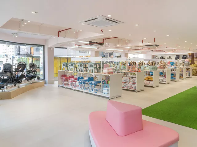 Quỹ Quadria Capital đầu tư 90 triệu USD vào chuối bán lẻ Con Cưng - Ảnh 2.