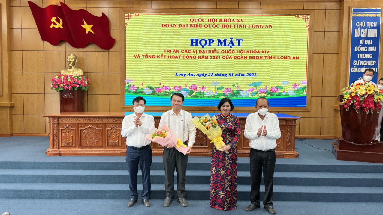 Tập đoàn TTC trao tặng 900 phần quà cho các gia đình tại tỉnh Long An - ảnh 1