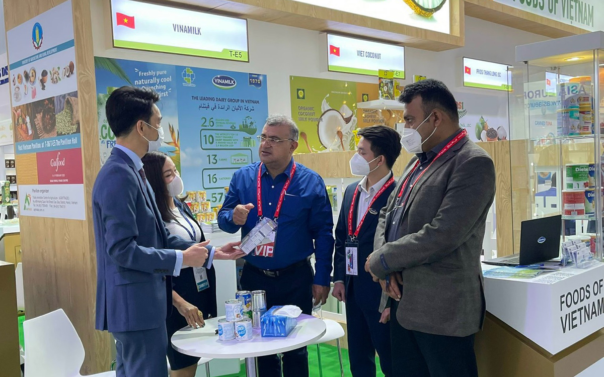 Vinamilk gặp gỡ được nhiều đối tác tại Gulfood Dubai. Ảnh: XIN TÊN NGƯỜI CHỤP
