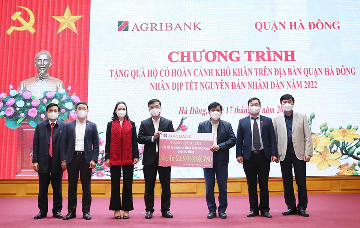 Agribank nỗ lực chung tay vì cộng đồng - Không để ai bỏ lại phía sau - ảnh 2