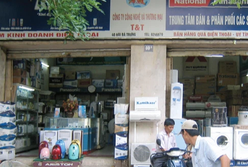 Chân dung doanh nhân tuổi Nhâm Dần Đỗ Quang Hiển: Bỏ nghiệp khoa học đi làm kinh doanh thành chủ tịch nghìn tỷ, ông bầu bóng đá nổi tiếng - Ảnh 1.