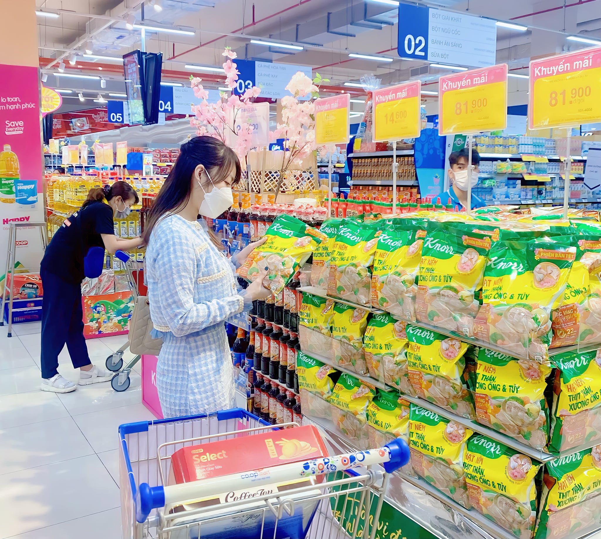 Hệ thống bán lẻ Saigon co.op vẫn ‘kiềm’ giá bình ổn giữ chân khách hàng - ảnh 2