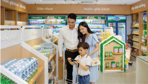 Vinamilk tiếp tục đứng trong top 10 doanh nghiệp niêm yết tốt nhất 2021