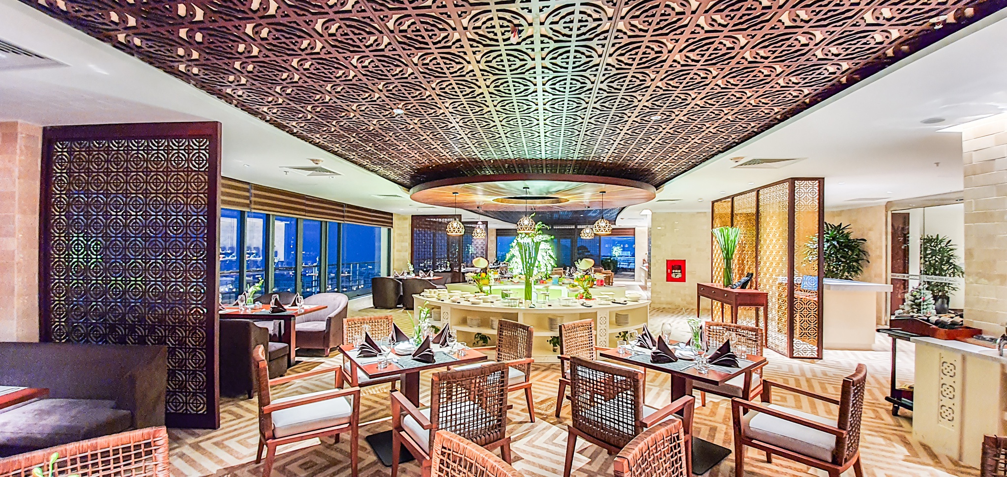 Nhiều chương trình hấp dẫn dịp 8.3 tại hệ thống Saigontourist Group - ảnh 3