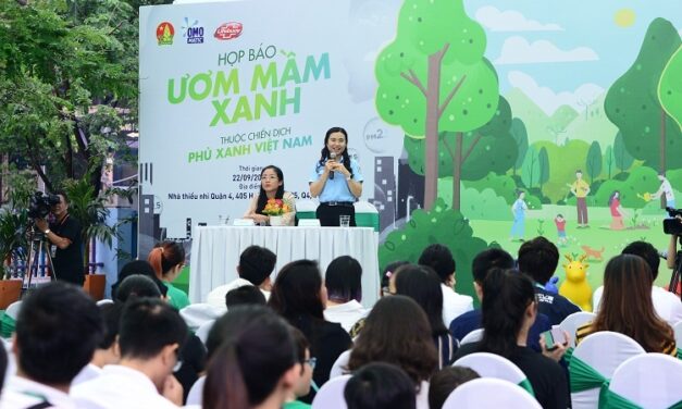 Chương trình “Ươm mầm xanh” và chiến dịch “Phủ xanh Việt Nam”