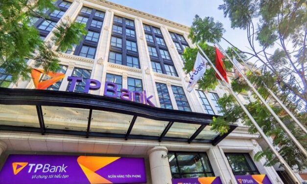 Dấu ấn TPBank trong Top 8 Ngân hàng thương mại Việt Nam uy tín 2022