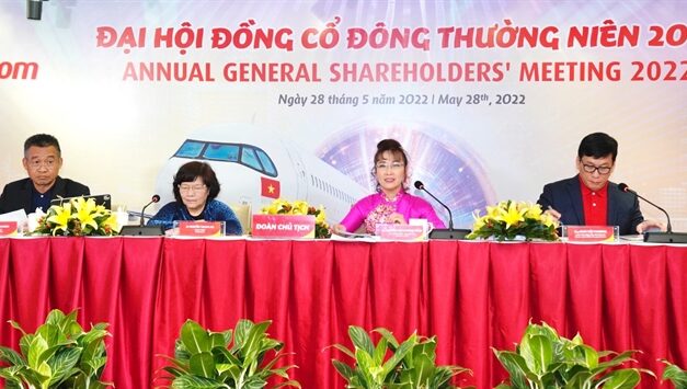 Vietjet develops e-logistics, pays 20 per cent stock dividend