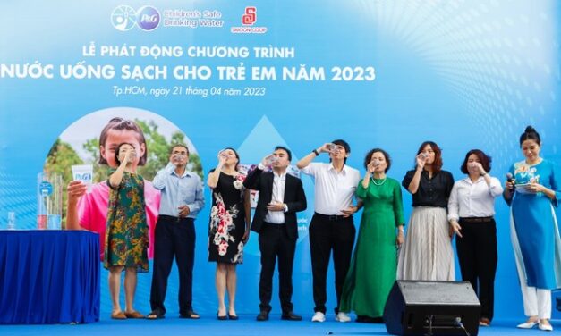 Tăng cơ hội tiếp cận nguồn nước sạch cho các gia đình Việt